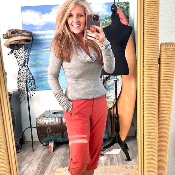 ⭐️Zella,Flattering All Shirred Up Hoodie,Lightweight & So Soft,Hooded, Size XS - Picture 6 of 13